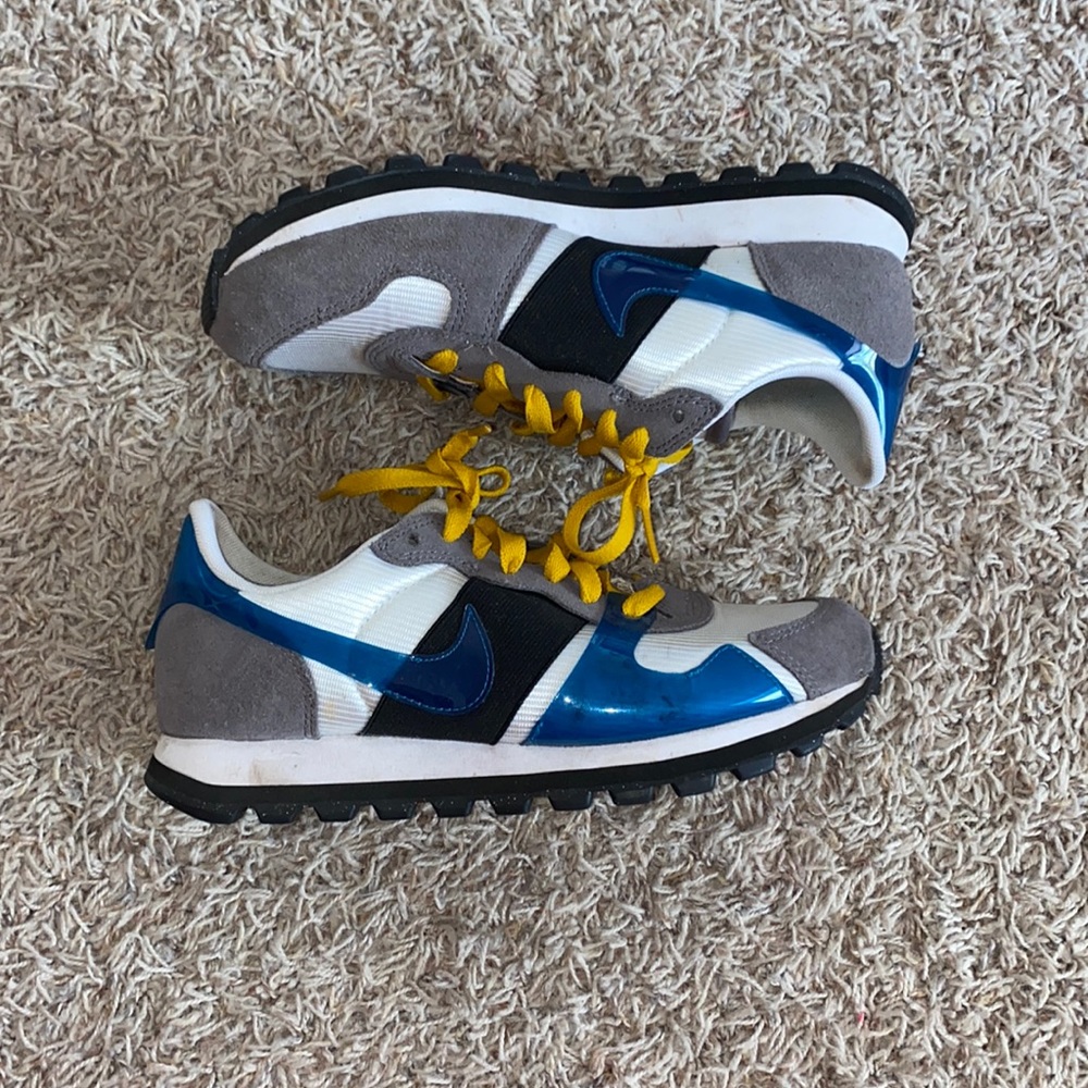 Nike shoes